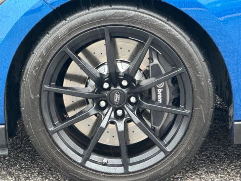 Used 2017 Ford Mustang Shelby GT350 image 11