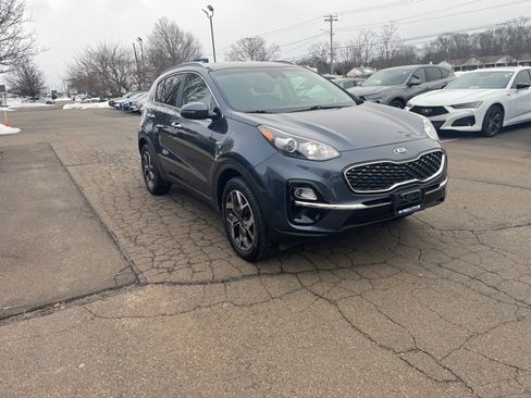 Used 2020 Kia Sportage EX image 22