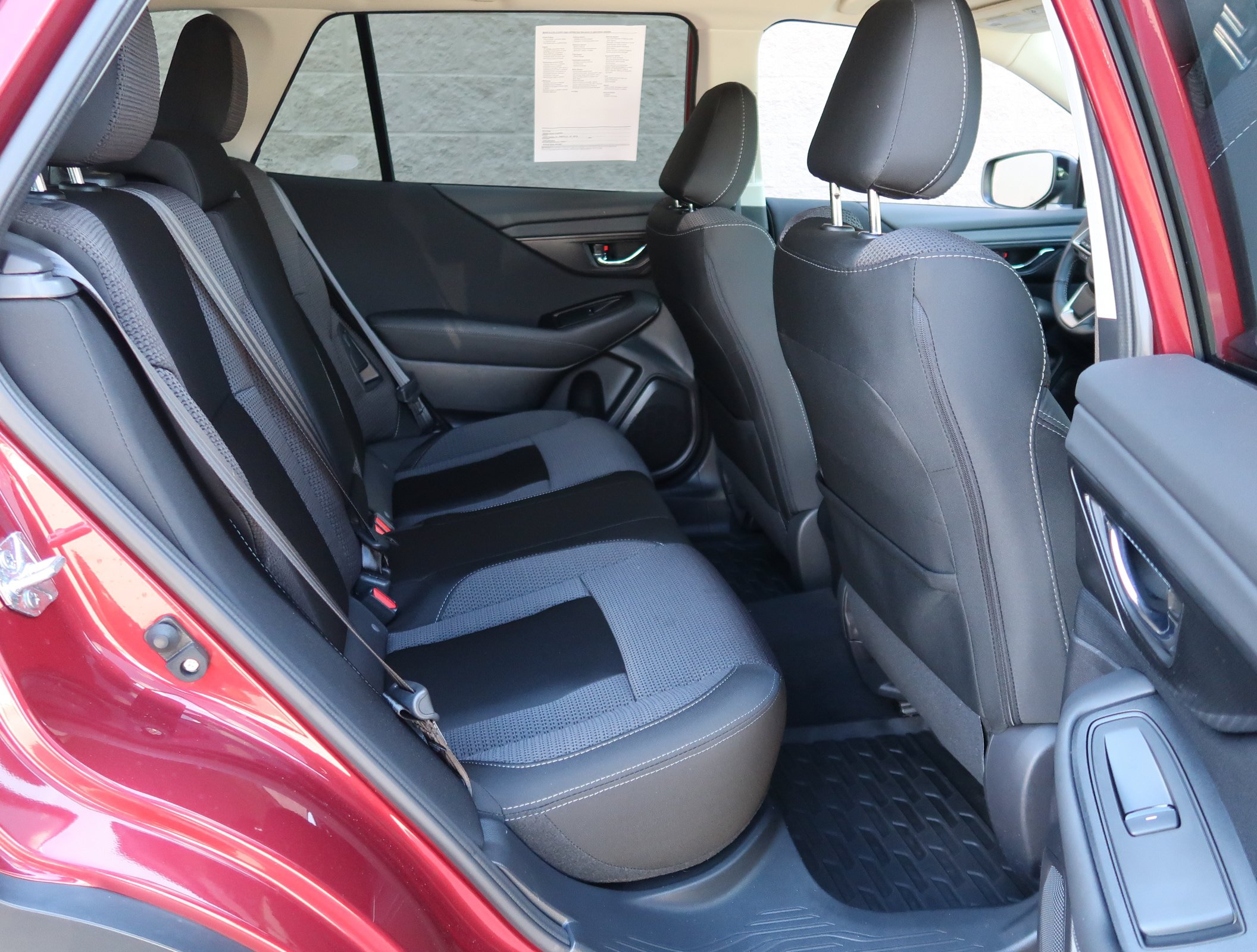 Certified 2025 Subaru Outback Premium AWD/4WD image 36
