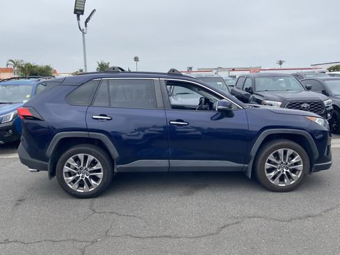 Used 2019 Toyota RAV4 Limited w/ All Weather Liner Package FWD image 2