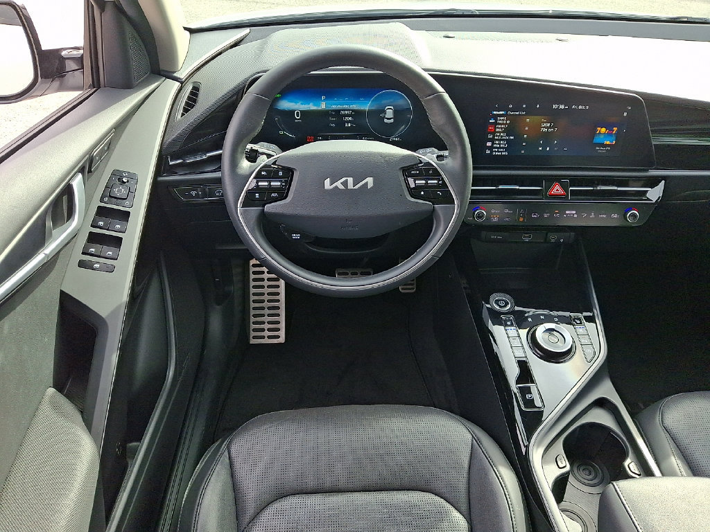 Used 2024 Kia Niro Wave w/ Wave Preserve Package FWD image 11