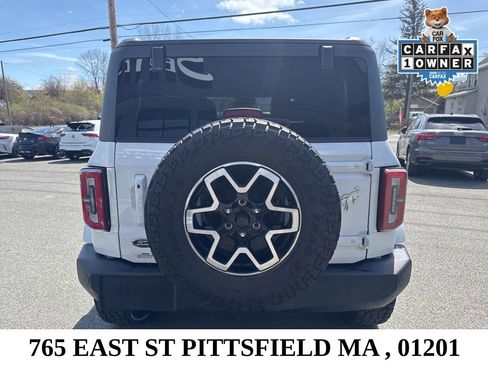 Used 2024 Ford Bronco Outer Banks image 6