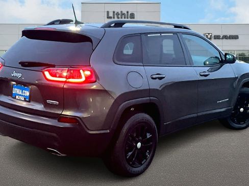 Used 2022 Jeep Cherokee Latitude Lux w/ Sun & Sound Group image 24