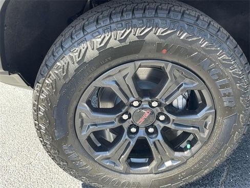 New 2025 GMC Canyon Elevation w/ Convenience Package image 6