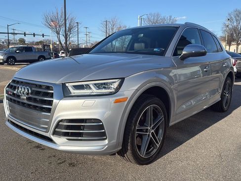 Used 2018 Audi SQ5 Prestige w/ Prestige Package image 1