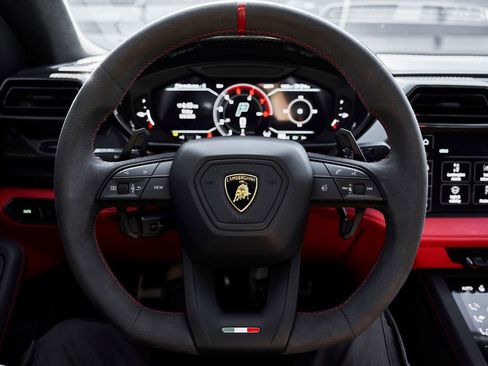Used 2025 Lamborghini Urus Performante AWD/4WD image 53