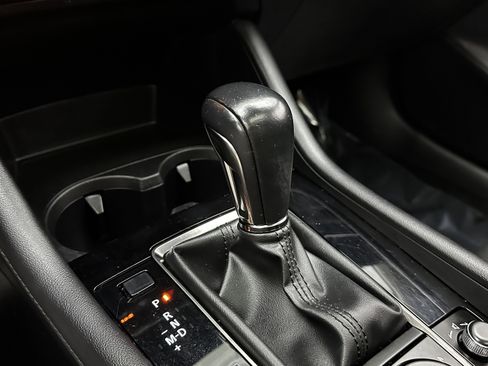 Used 2023 MAZDA MAZDA3 s image 18