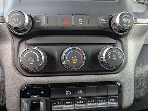 New 2024 RAM 5500 Tradesman w/ Chrome Appearance Group image 21