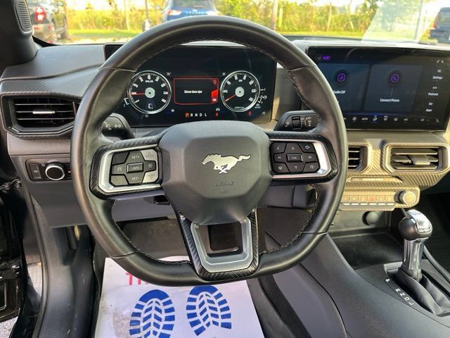 Used 2024 Ford Mustang Coupe RWD image 40