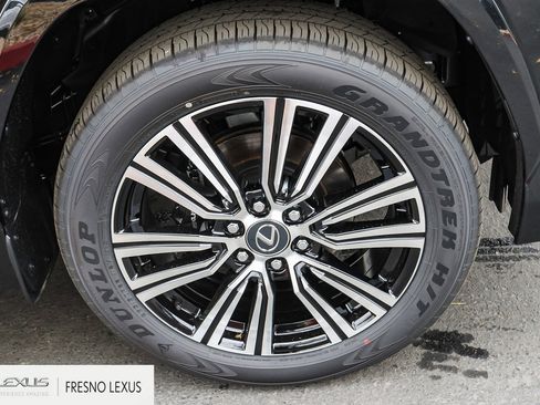 New 2025 Lexus LX 600 4WD w/ Luxury Package image 9