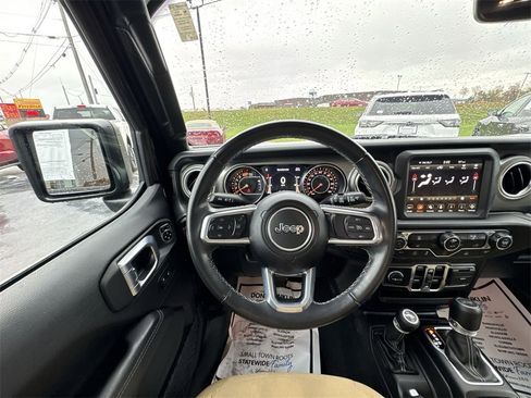 Used 2022 Jeep Wrangler Unlimited Sahara image 14
