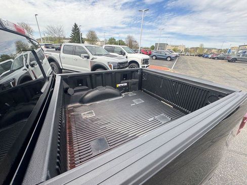 Used 2025 Ford F150 Lariat AWD/4WD image 23