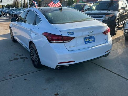 Used 2016 Hyundai Genesis 3.8 w/ Option Group 02 image 4