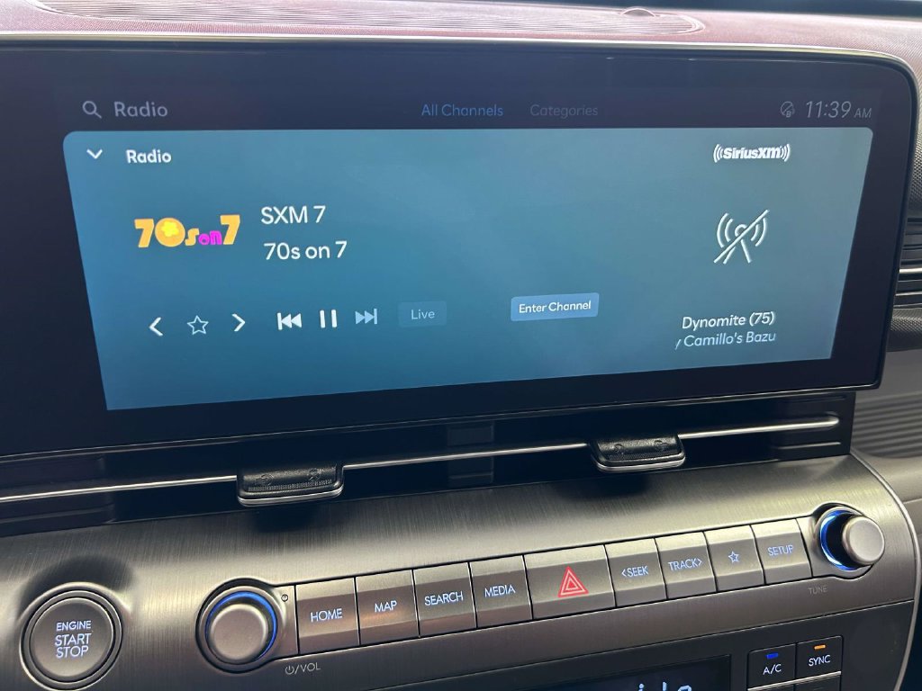 Used 2024 Hyundai Kona SEL AWD/4WD image 23