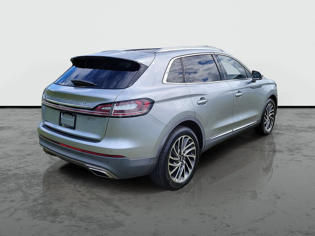 Used 2020 Lincoln Nautilus Reserve w/ Cargo Utility Package FWD image 2