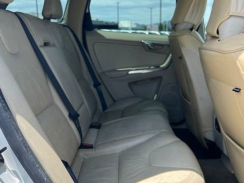 Used 2013 Volvo XC60 T6 AWD/4WD image 31