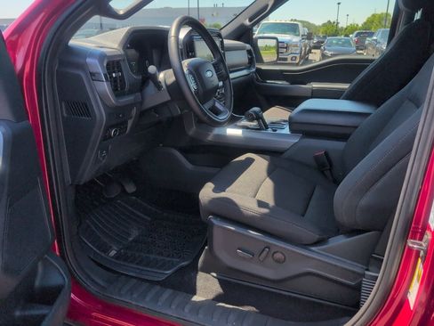 Used 2025 Ford F150 XLT w/ Equipment Group 302A MID AWD/4WD image 18