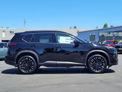 New 2026 Nissan Rogue Dark Armor FWD image 4