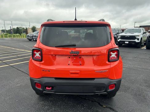 Used 2020 Jeep Renegade Trailhawk AWD/4WD image 10