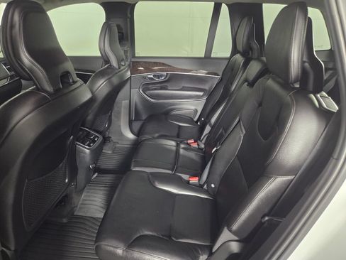 Used 2019 Volvo XC90 T6 Momentum w/ Protection Package Premier AWD/4WD image 23