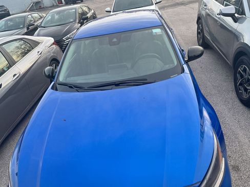 Used 2025 Nissan Altima 2.5 SR image 10