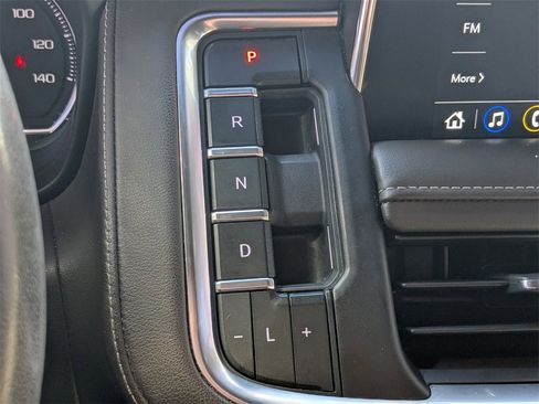 Used 2021 Chevrolet Tahoe Z71 image 12