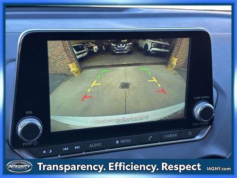 Certified 2023 Nissan Sentra SV image 21