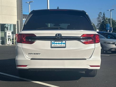Used 2024 Honda Odyssey EX-L image 9