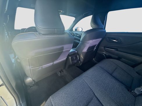 Used 2023 Toyota Crown XLE image 23