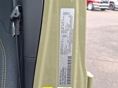 New 2025 Jeep Gladiator Sport image 16