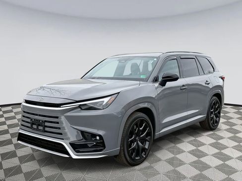 Used 2024 Lexus TX 500h AWD w/ Technology Package image 5