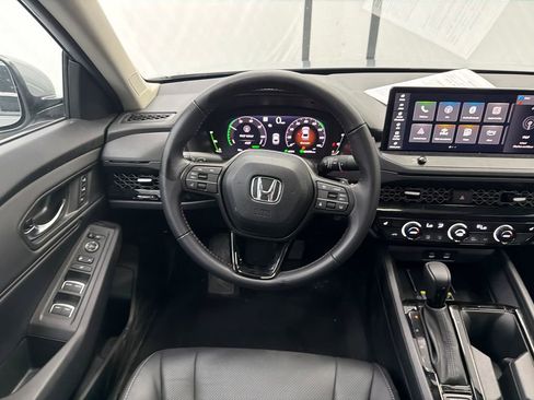 Used 2025 Honda Accord EX-L image 24