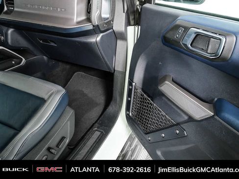 Used 2022 Ford Bronco Outer Banks w/ Sasquatch Package image 24