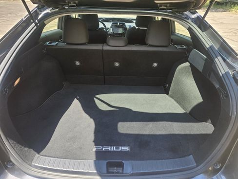 Used 2016 Toyota Prius Three FWD image 28