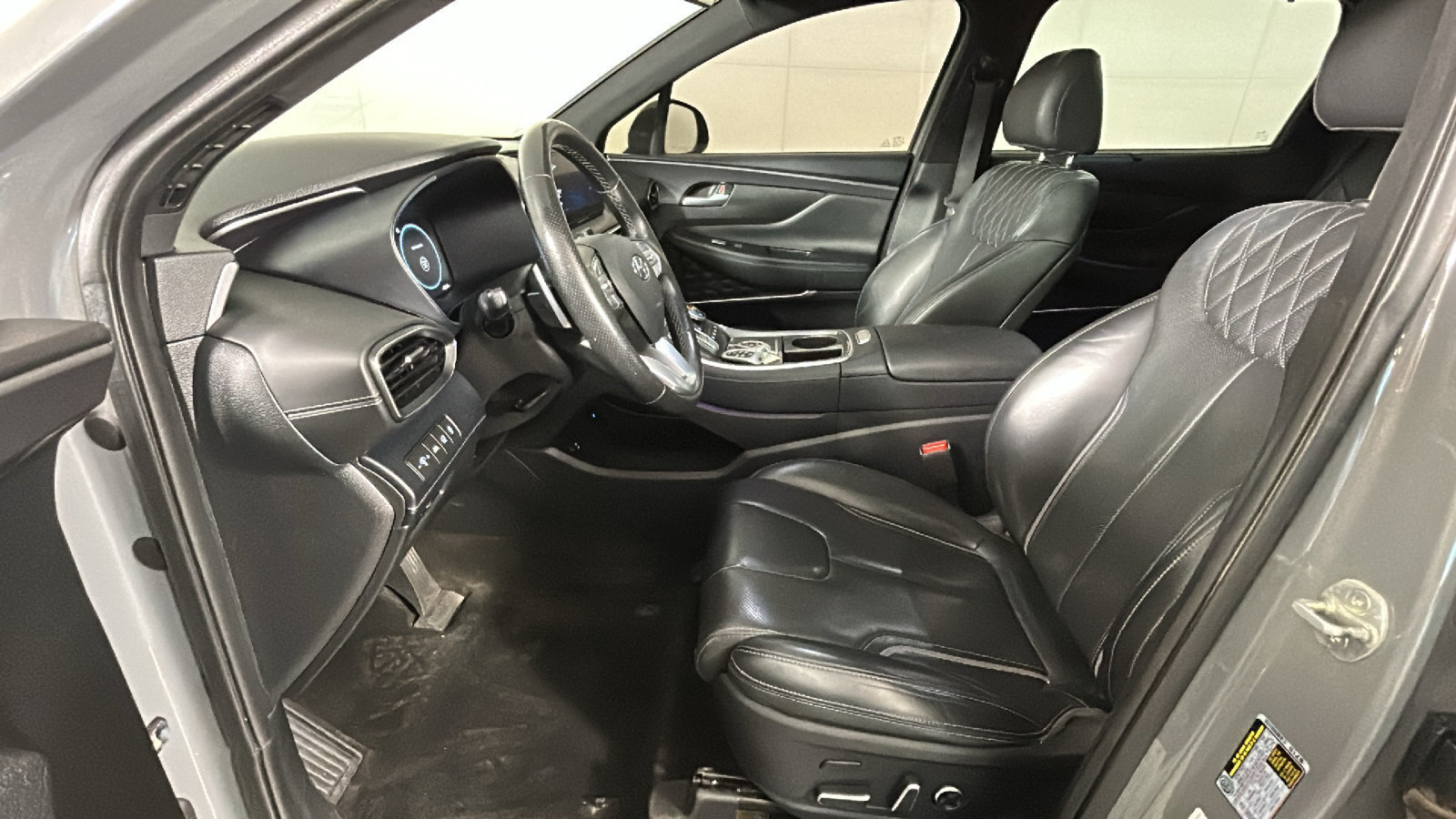Used 2021 Hyundai Santa Fe Calligraphy AWD/4WD image 13