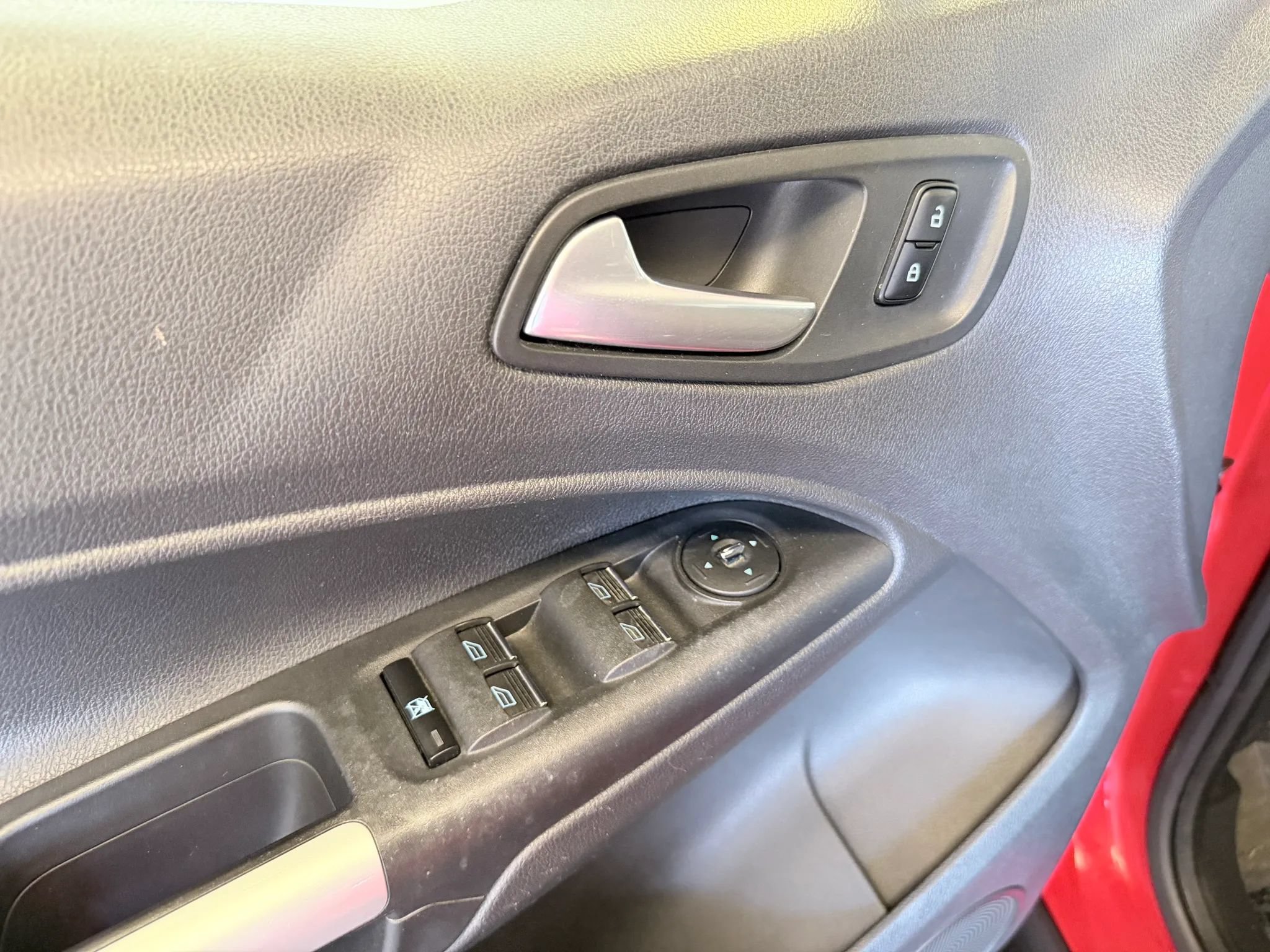 Used 2014 Ford Transit Connect XLT FWD image 9