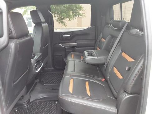 Used 2021 GMC Sierra 1500 AT4 w/ AT4 Premium Package AWD/4WD image 14