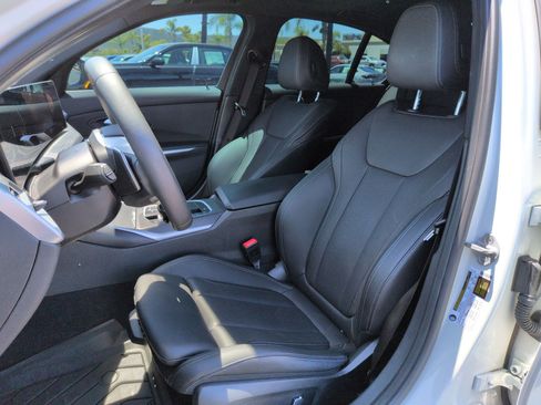 Certified 2025 BMW 330i Sedan w/ M Sport Package RWD image 15