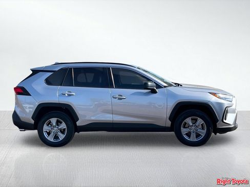 Certified 2024 Toyota RAV4 LE AWD/4WD image 8