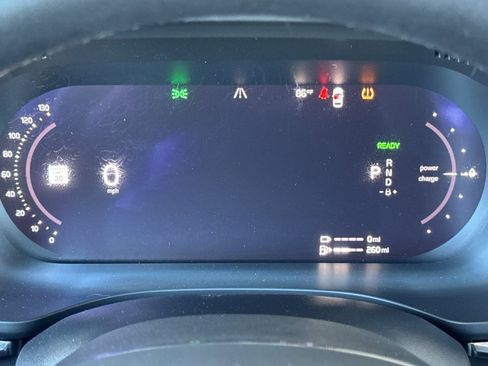 Certified 2023 Volvo XC60 T8 Ultimate image 28