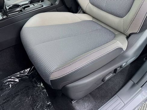 New 2026 Subaru Forester Premium AWD/4WD image 18