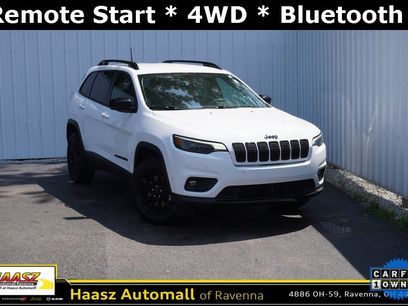 Used 2023 Jeep Cherokee Altitude Lux