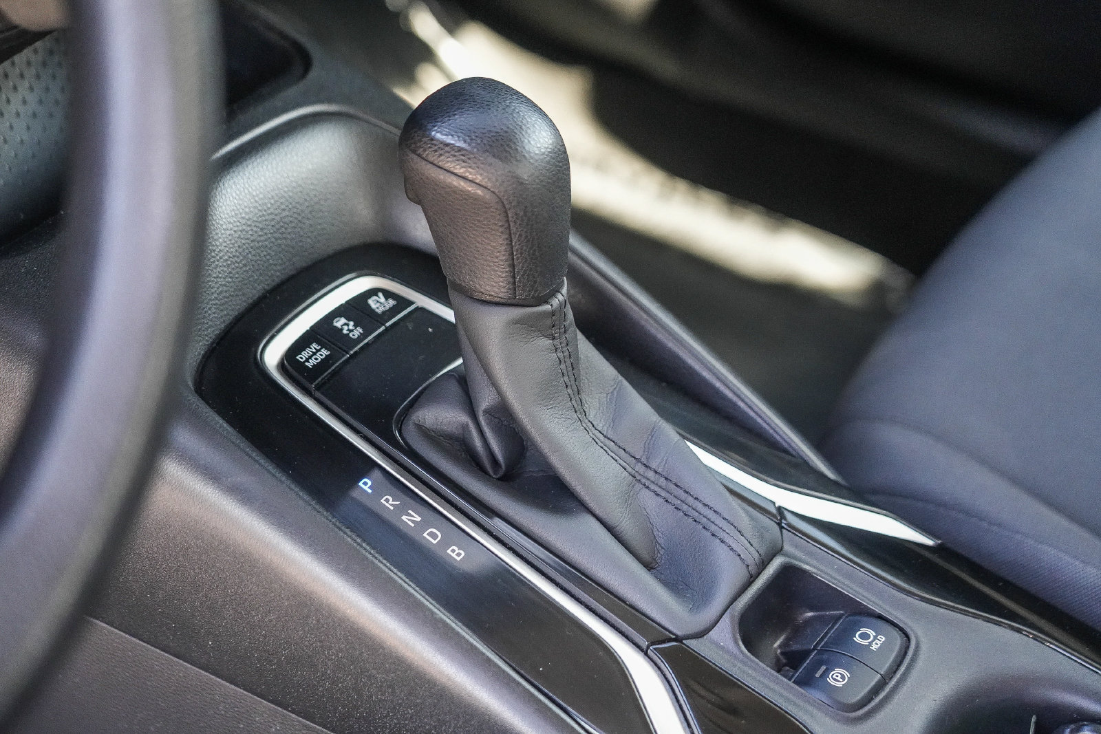 Used 2022 Toyota Corolla LE FWD image 19