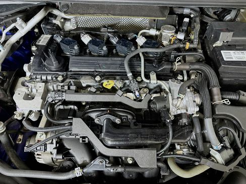 Used 2021 Toyota Corolla SE w/ Carpet Mat Package (TMS) FWD image 30