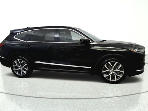 Used 2024 Acura MDX SH-AWD w/ Technology Package image 8