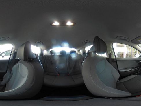 Used 2025 Kia K4 LXS image 41