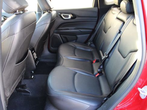 Used 2022 Jeep Compass High Altitude w/ (RED) Package image 8