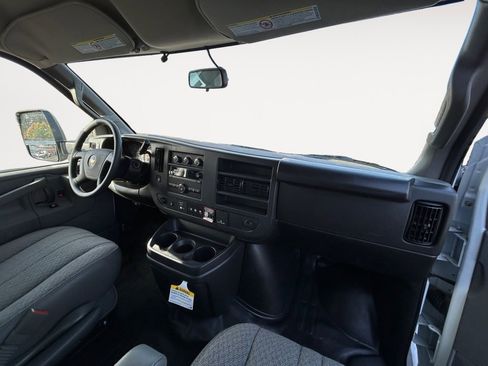 New 2025 Chevrolet Express 3500 Work Van w/ Power Convenience Package image 11