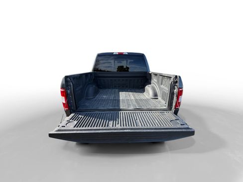 Used 2018 Ford F150 XLT w/ Equipment Group 302A Luxury image 17