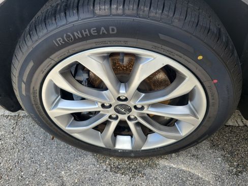 Used 2019 Lincoln MKC Select w/ Select Plus Package FWD image 7
